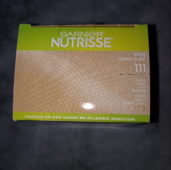Garnier Nutrisse white chocolate #111 dye - Picture 3 of 4